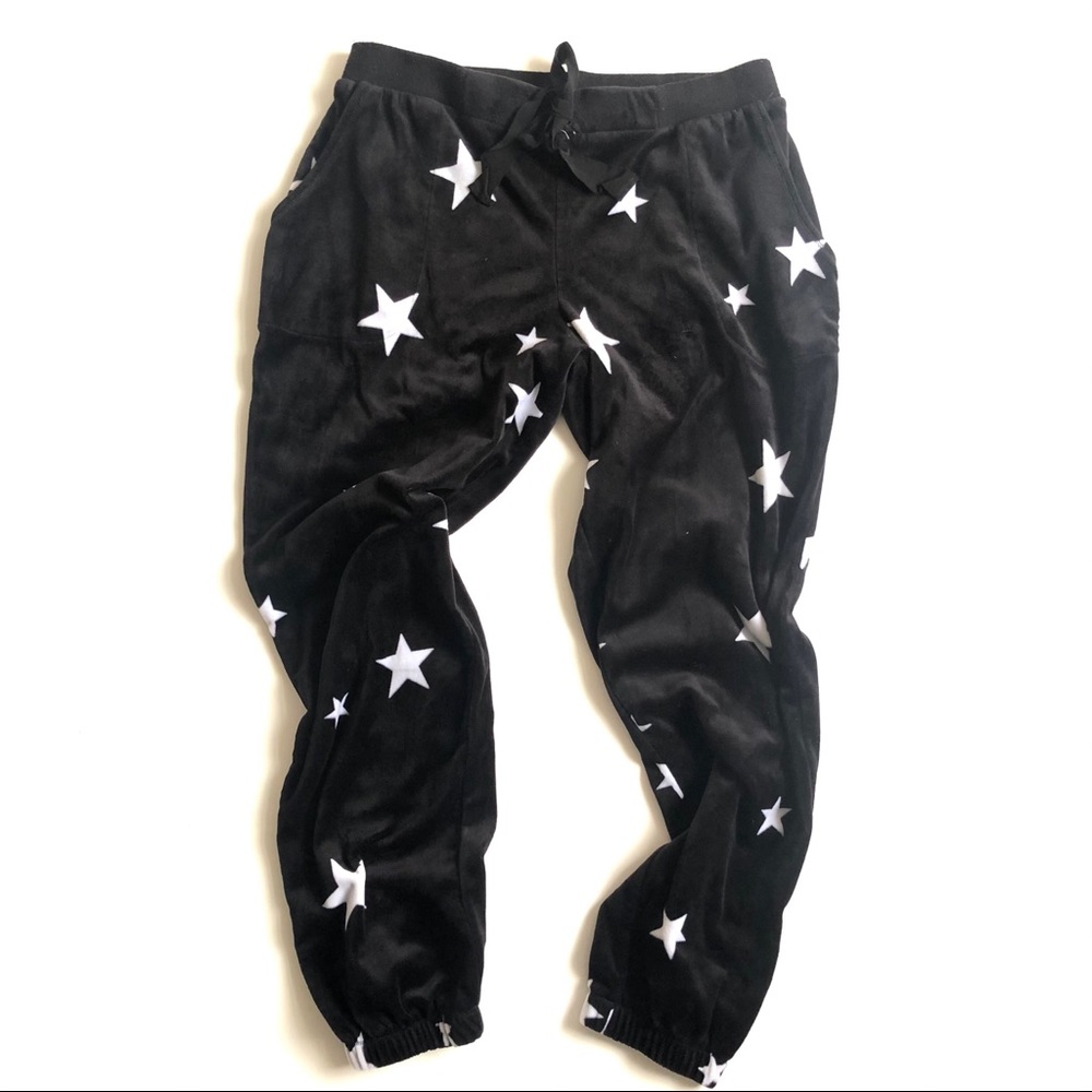 Black Star Print Women’s Lounge Pants & Top Set - Picture 2 of 6